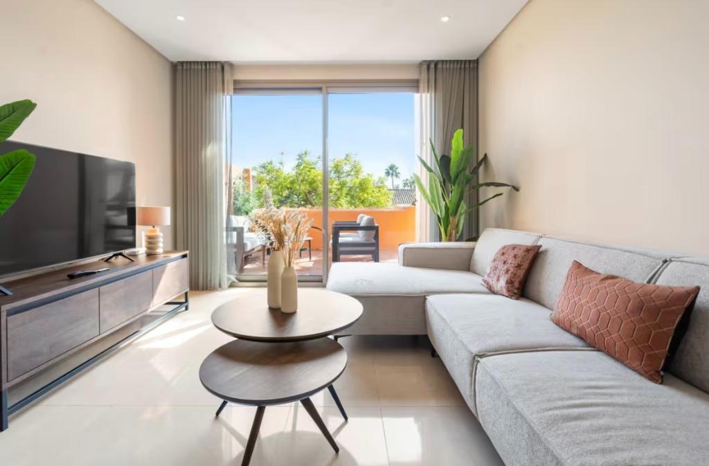 App Costa del Sol (Marbella–Estepona) > 5 - 19 apr 1100 euro, Vakantie, Wasmachine, Bemiddelingsbureau, 2 slaapkamers, Appartement