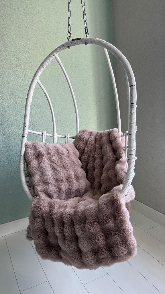 Stijlvolle Witte Rotan Hangstoel (Egg Chair) – Incl. Ketting, Huis en Inrichting, Ophalen, Gebruikt, Hout, Wit