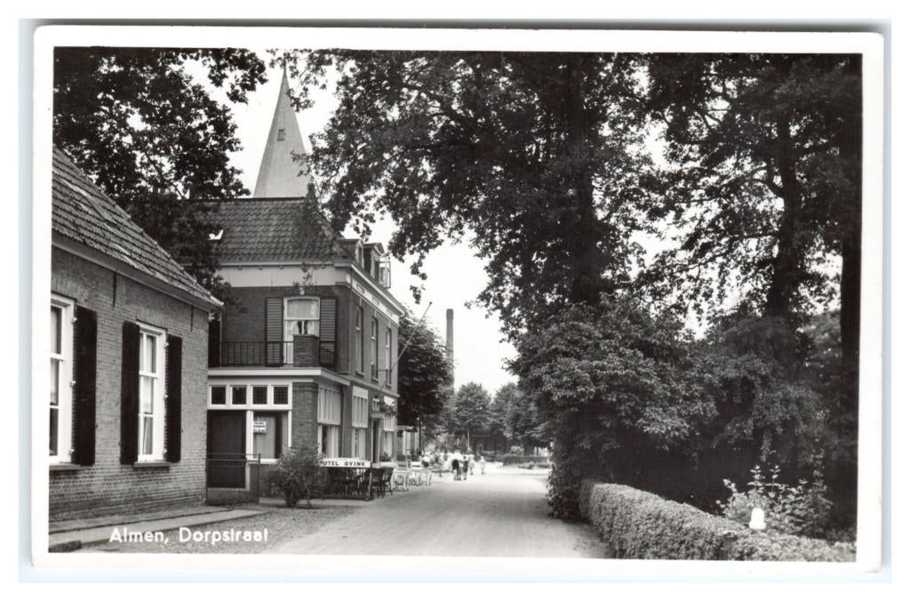 Almen, Dorpstraat, Ophalen of Verzenden, 1940 tot 1960, Gelopen, Gelderland