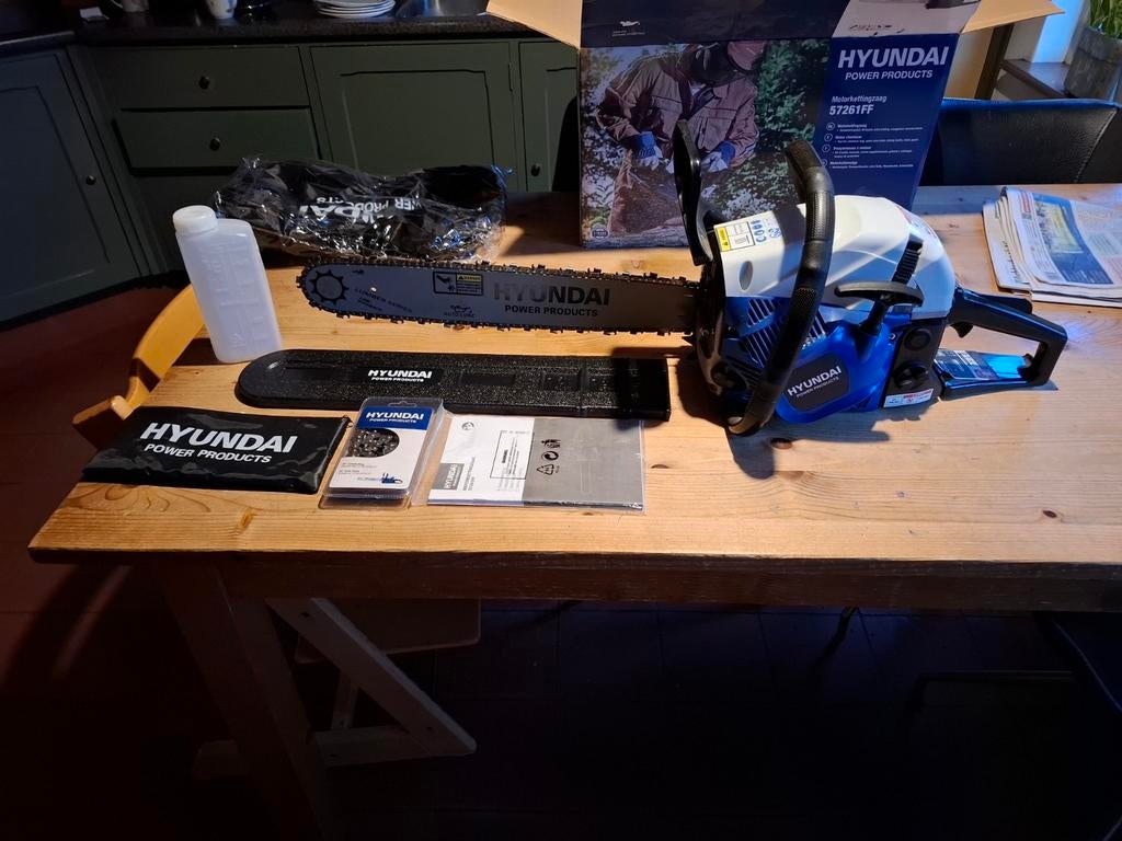 Hyundai Kettingzaag 57261FF - Nieuw in doos, Ophalen of Verzenden, Nieuw, Overige typen, Hyundai