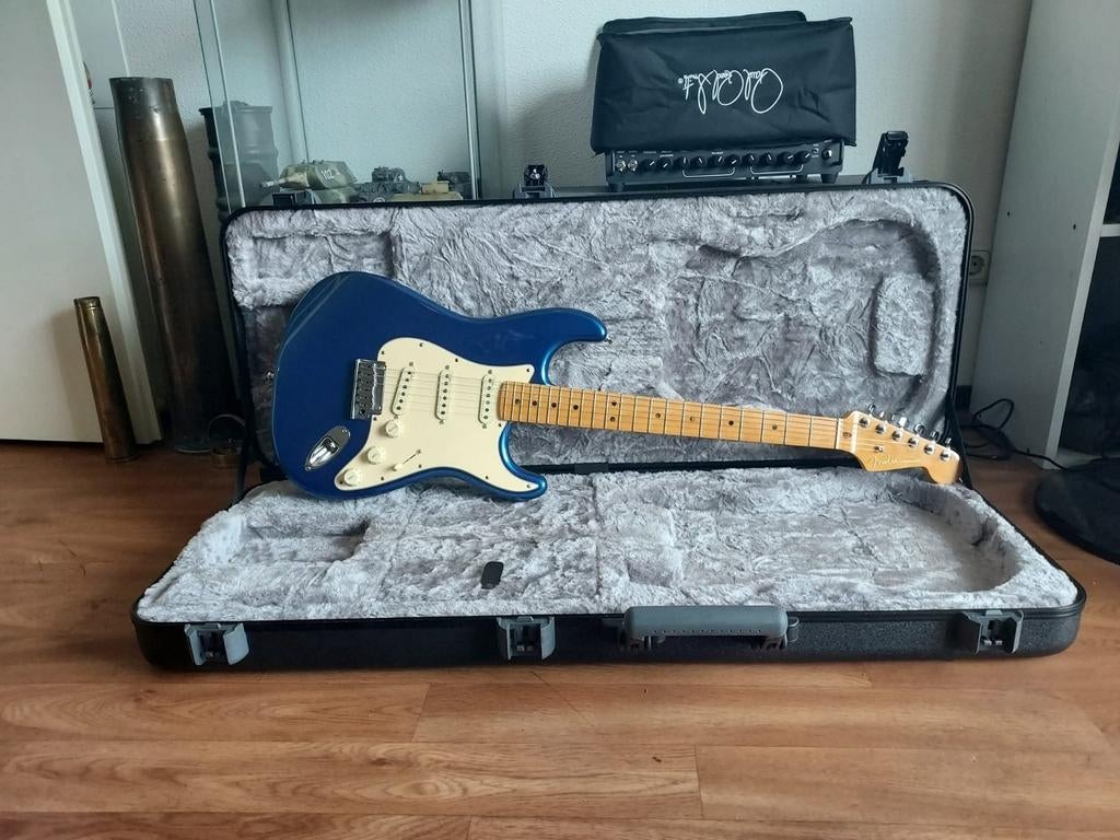 Fender American Ultra Cobra Blue stratocaster, Muziek en Instrumenten, Snaarinstrumenten | Gitaren | Elektrisch, Ophalen, Zo goed als nieuw