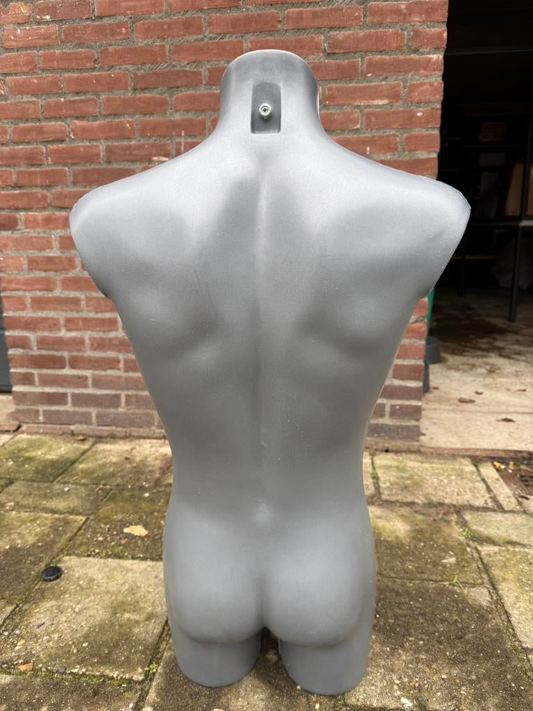Grijze man paspop torso / mannequin man (16 available), Ophalen, Zo goed als nieuw, Paspop