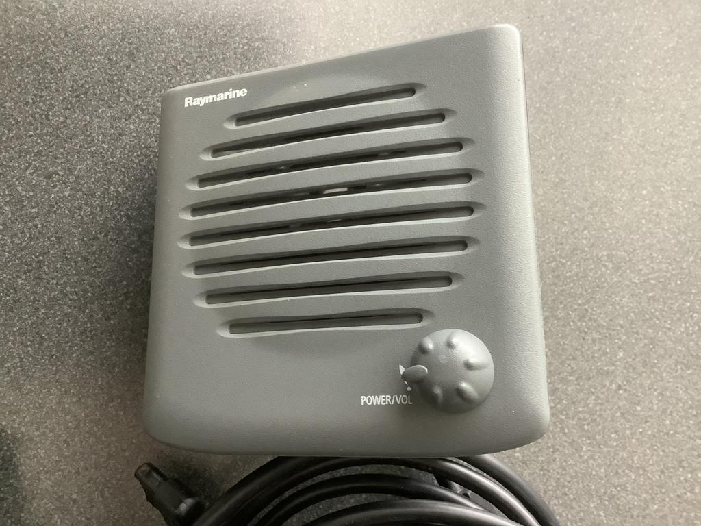 Raymarine Luidspreker Marifoon tbv 240 marifoon, Ophalen of Verzenden, Gebruikt, Communicatie
