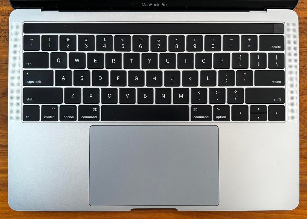 Macbook Pro 1TB SSD 16gb i5 in goede staat, MacBook Pro, 1 TB of meer, 2 tot 3 Ghz, Qwerty