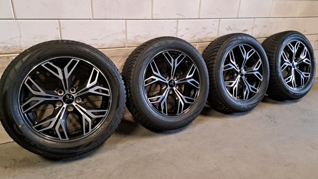 Bi-color velgen Mitsubishi Outlander Eclipse Cross 225/55/18, Auto-onderdelen, Banden en Velgen, 18 inch, Gebruikt, Banden en Velgen