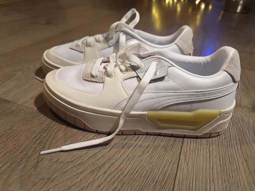 Puma Maat 36 - Stijlvolle Sneakers, Puma, Wit, Ophalen of Verzenden, Sneakers of Gympen