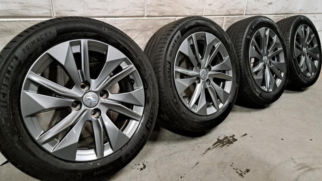 Grijze lichtmetalen velgen Peugeot 208 207 DS3 C3 195/55/16, Auto-onderdelen, Banden en Velgen, Gebruikt, 16 inch, Banden en Velgen