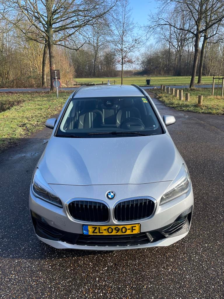 T.E.A.B. BMW 2-Serie Active Tourer 218i 102.xxx km 2019, Auto's, Achterwielaandrijving, Particulier, 3 cilinders, Zilver of Grijs