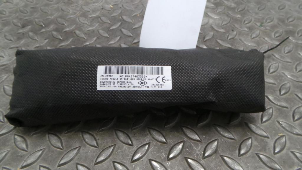 DACIA DUSTER AIRBAG LINKS 2016, Ophalen of Verzenden, Gebruikt, Stiba lid