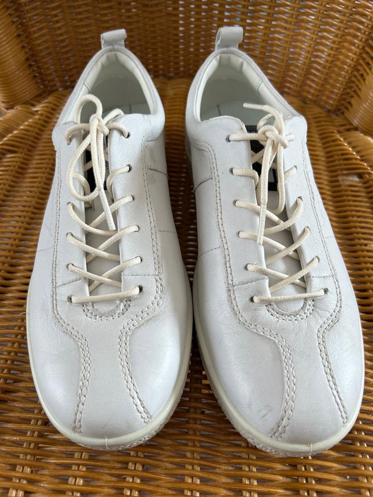 Ecco schoenen maat 38, Ecco, Wit, Ophalen of Verzenden, Sneakers of Gympen