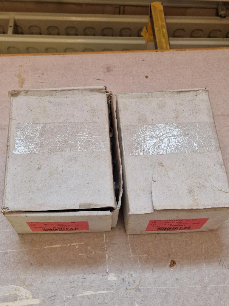 Schroeven en moeren o.a van merk Wurth, Doe-het-zelf en Verbouw, Ophalen of Verzenden, Nieuw, Minder dan 50 mm, Bouten of Moeren