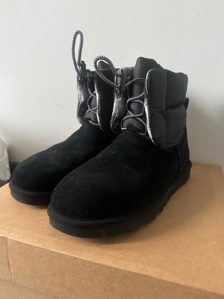 Ugg Snowboots maxi toggle Maat 38, Zwart, Snowboots, Ophalen of Verzenden, Zo goed als nieuw