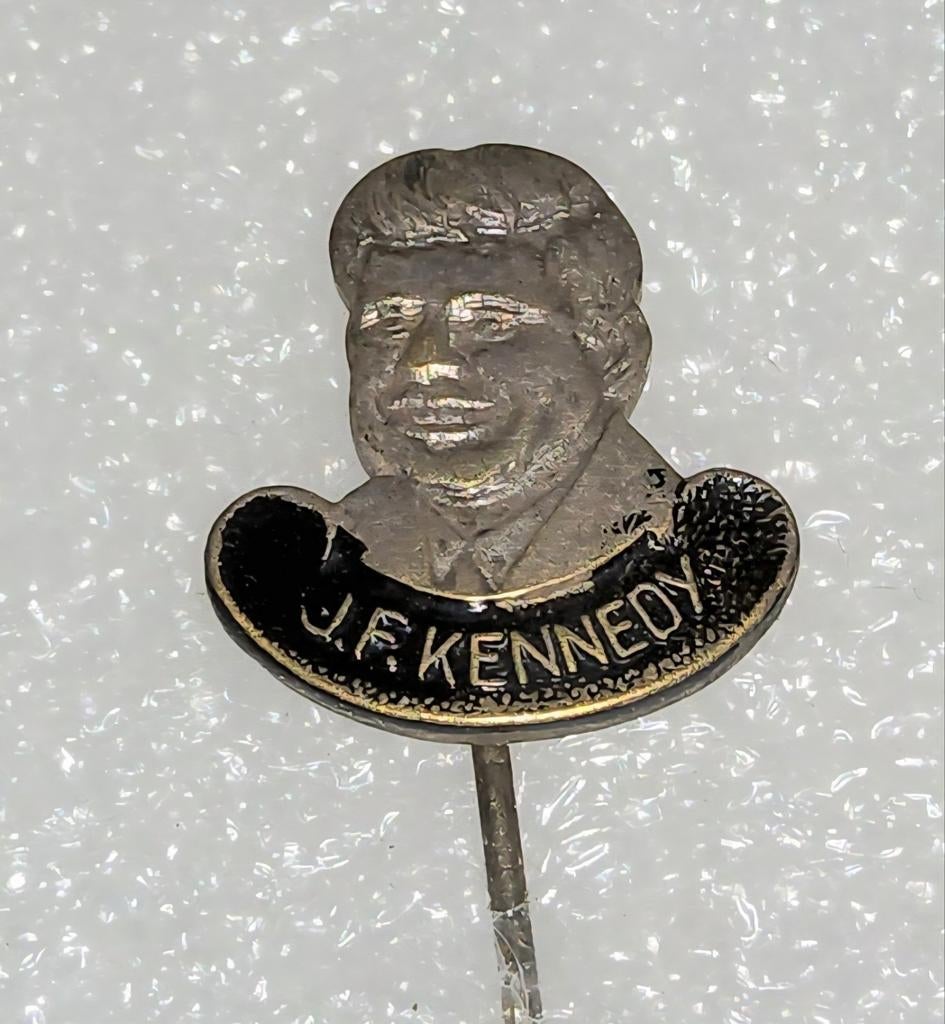 Vintage J.F. Kennedy Speldje - Historisch Verzamelobject, Ophalen of Verzenden, Gebruikt, Overige onderwerpen, Speldje of Pin