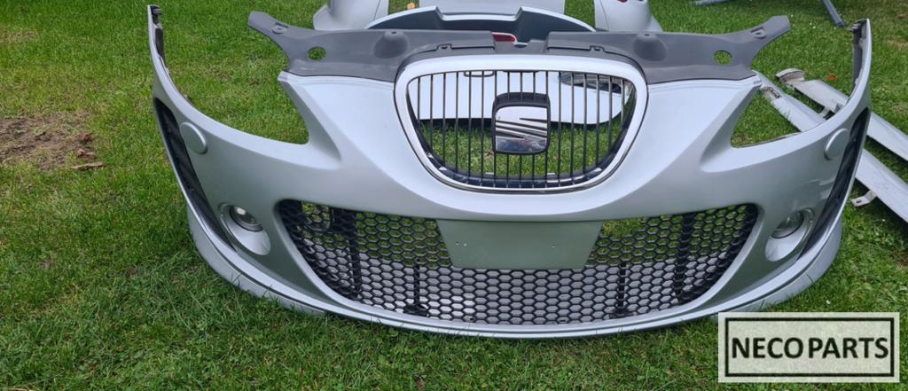 SEAT LEON II CUPRA FR VOORBUMPER ORIGINEEL ALLES LEVERBAAR!, Gebruikt, -, Ophalen of Verzenden, Achter