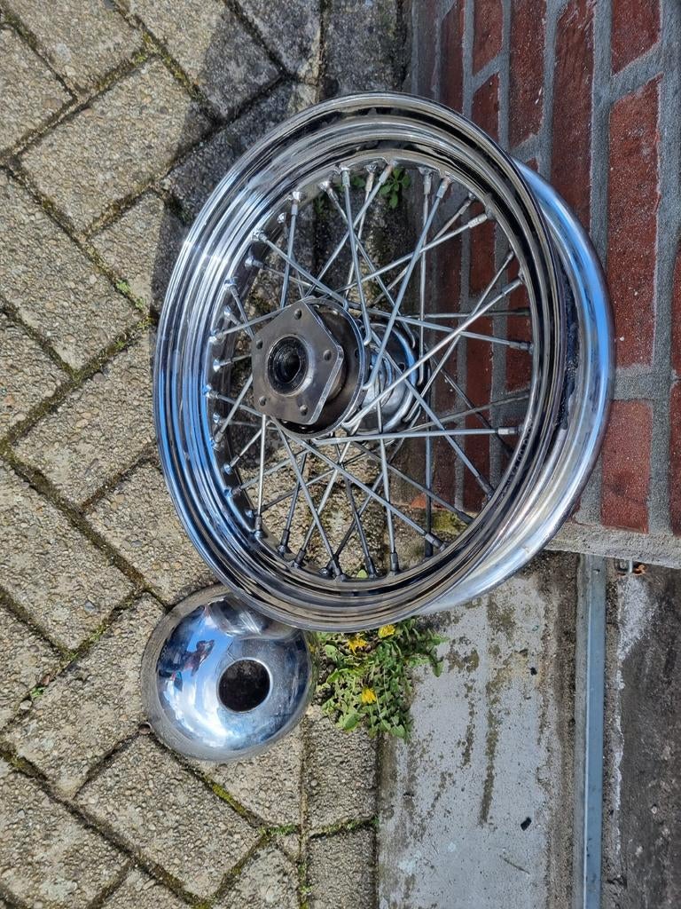 16 inch spaakwiel softail of fatboy evo, Verzenden, Gebruikt