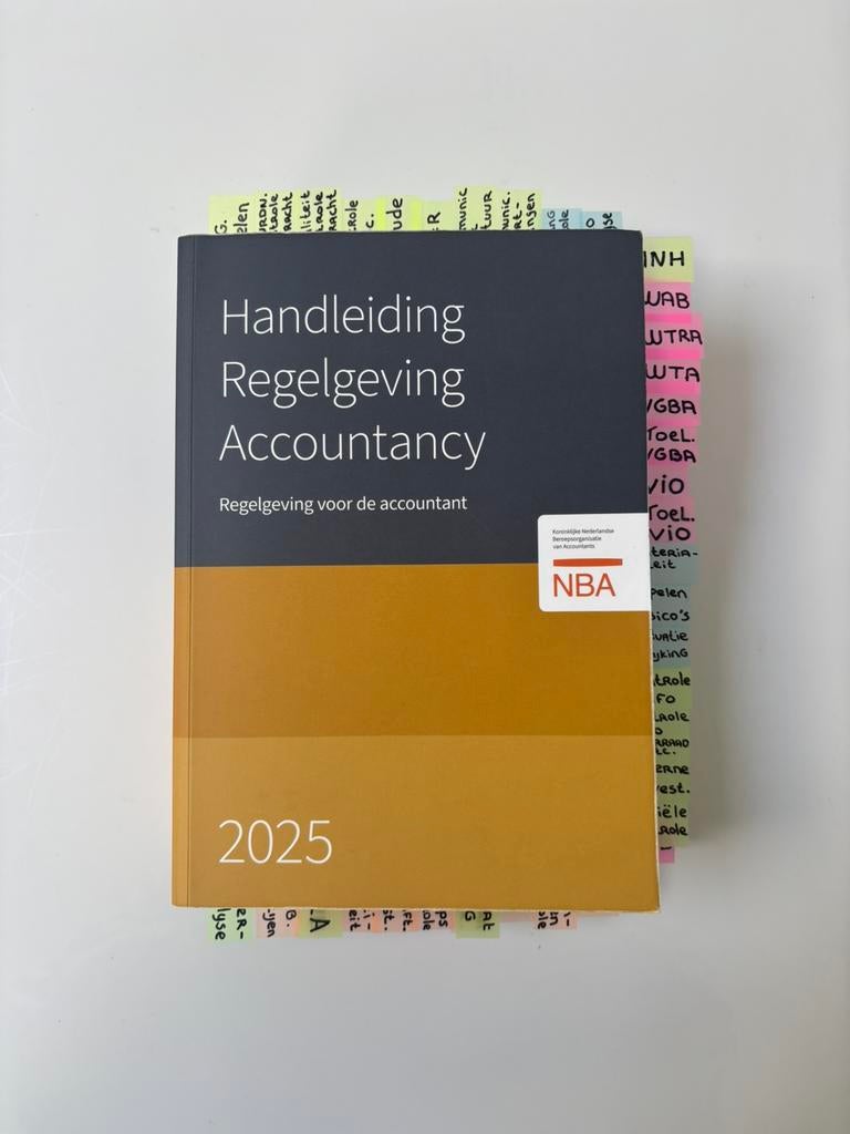 Handboek Regelgeving Accountancy 2025, Ophalen of Verzenden, Zo goed als nieuw, Niet van toepassing