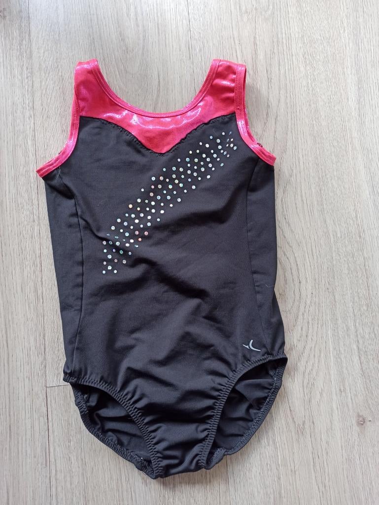 Turnpakje zwart met roze en glitters - maat 128, Ophalen of Verzenden