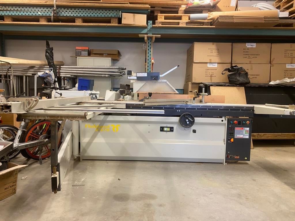 Robland Z320 formaatzaag te koop–3200mm roltafel+voorritser, Ophalen