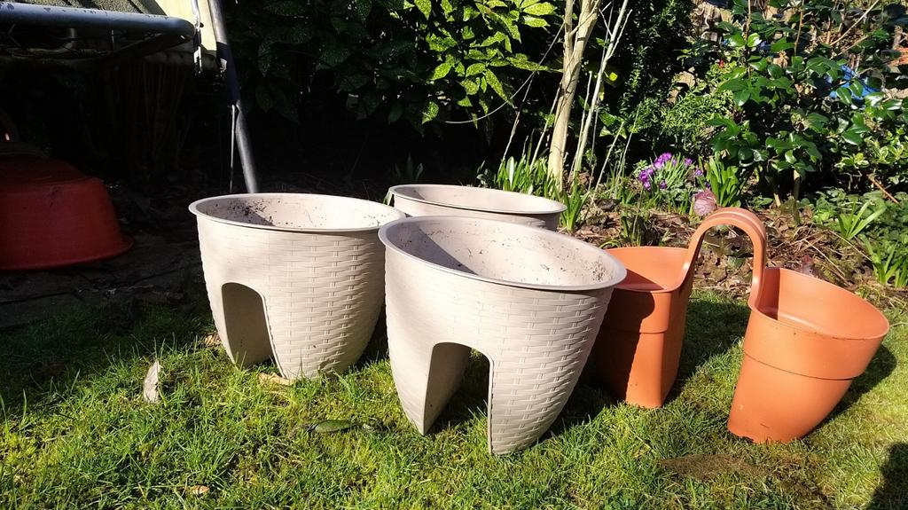 Bloempotten voor balkon balustrade - set van 4, Tuin en Terras, Ophalen, Kunststof, Gebruikt, Balkon