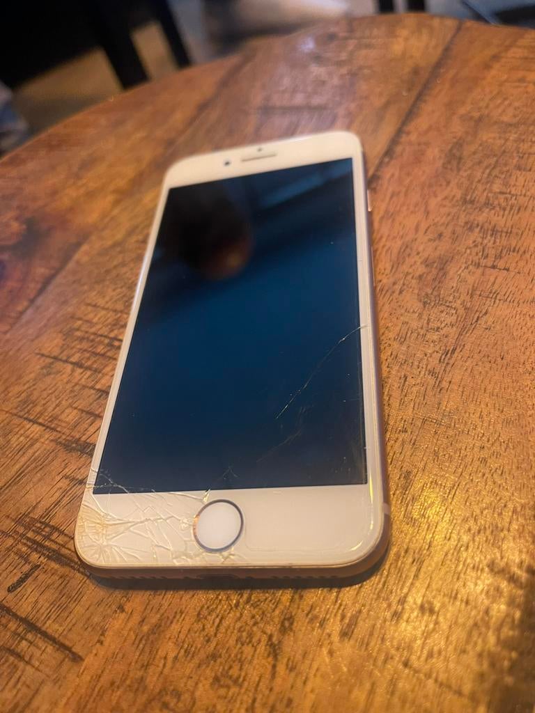 iPhone 8 64 gb, Telecommunicatie, Mobiele telefoons | Apple iPhone, Ophalen of Verzenden, Zo goed als nieuw, 82 %, 64 GB