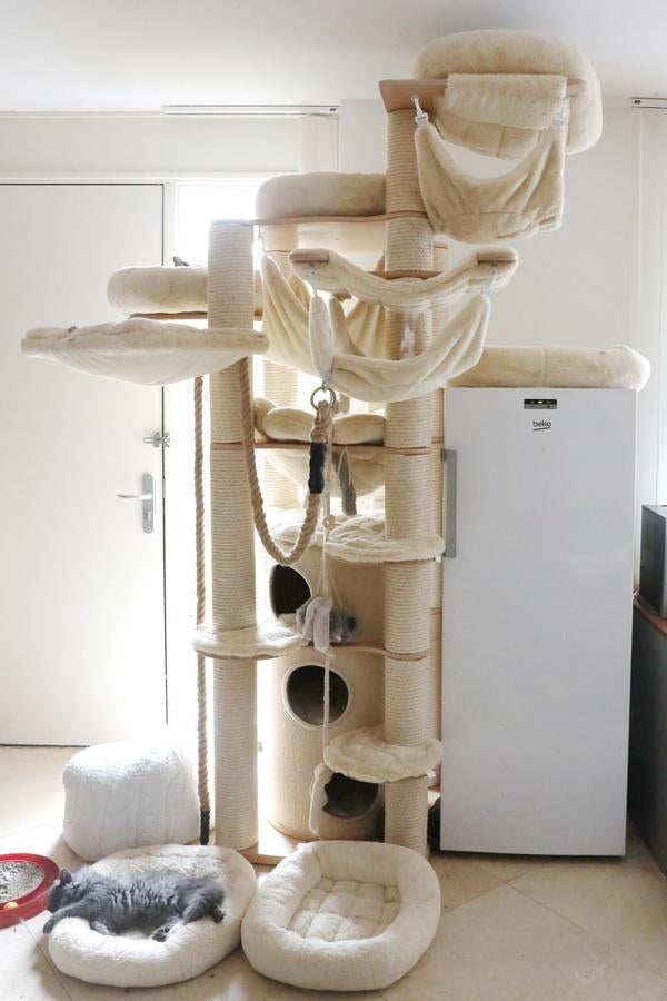 Katzen-Deko Manhattan XXL met  luxe extras, Ophalen of Verzenden, Zo goed als nieuw, Krabpaal