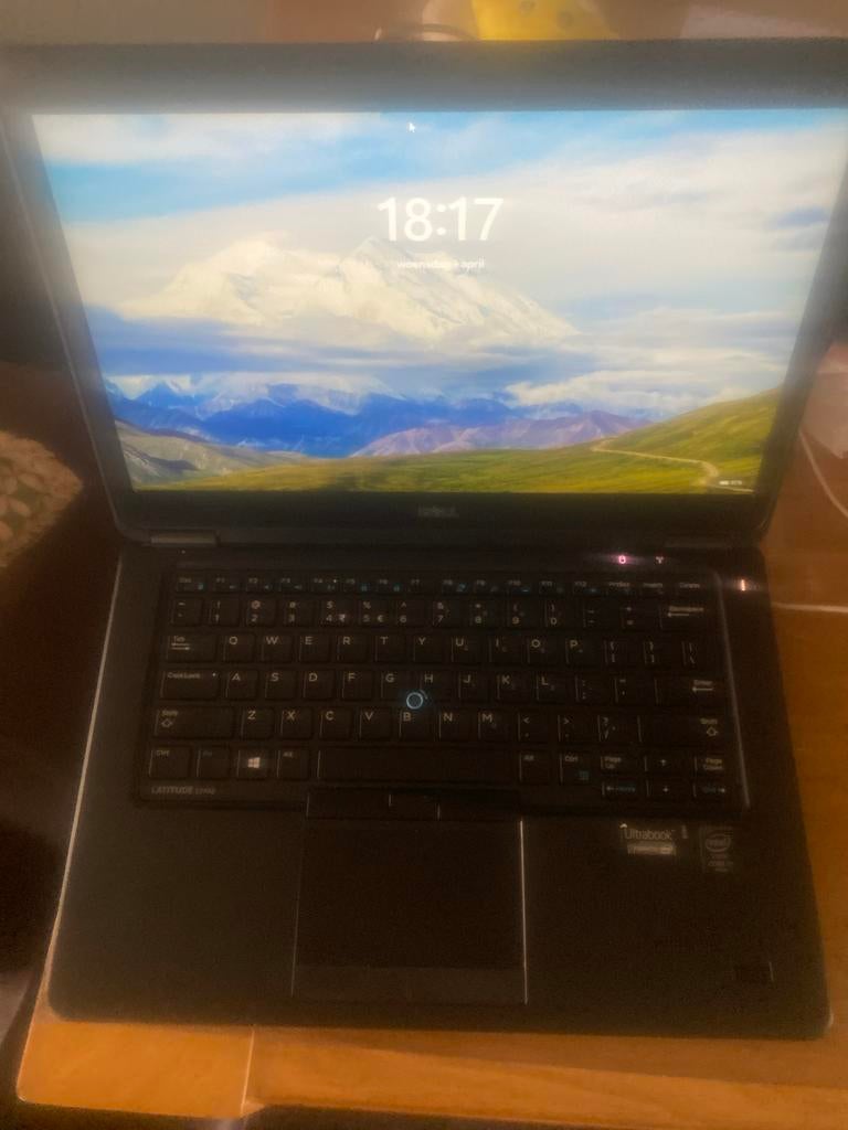 Dell Latitude E7440 Ultrabook, Computers en Software, Windows Laptops, Ophalen of Verzenden, Gebruikt, Qwerty