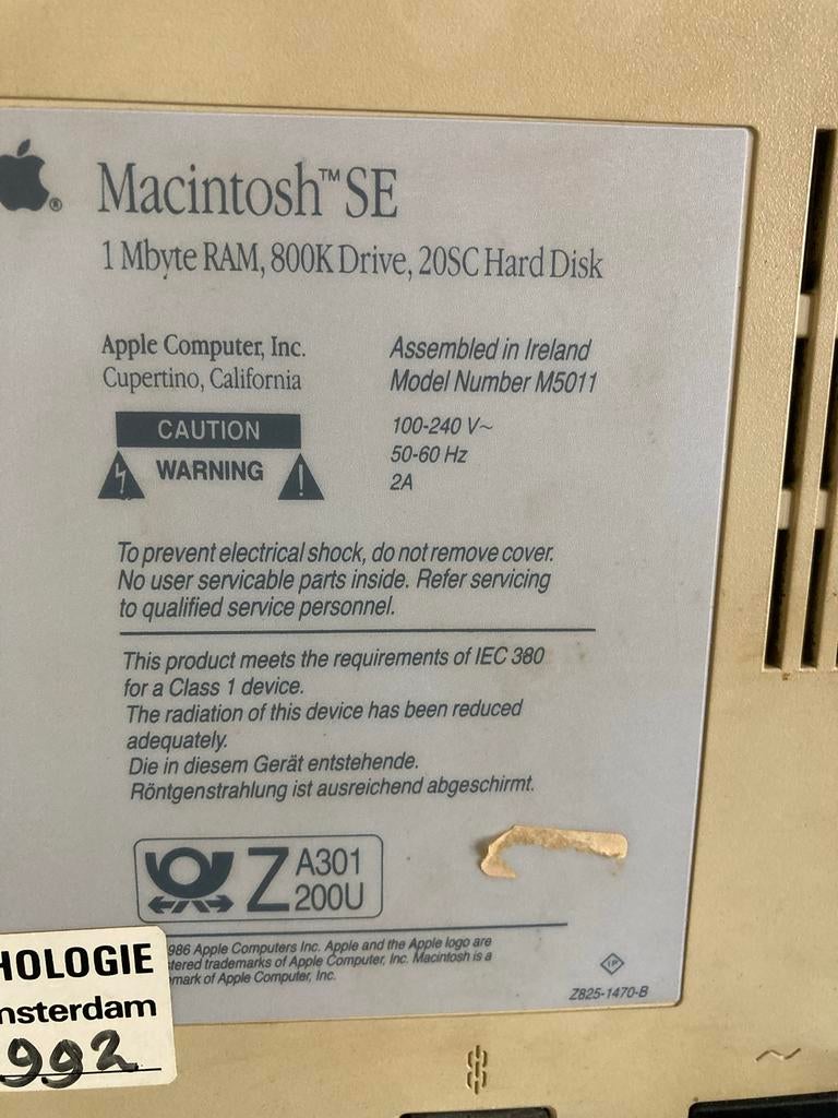 Vintage Apple Macintosh SE met toetsenbord en muis, Computers en Software, Ophalen