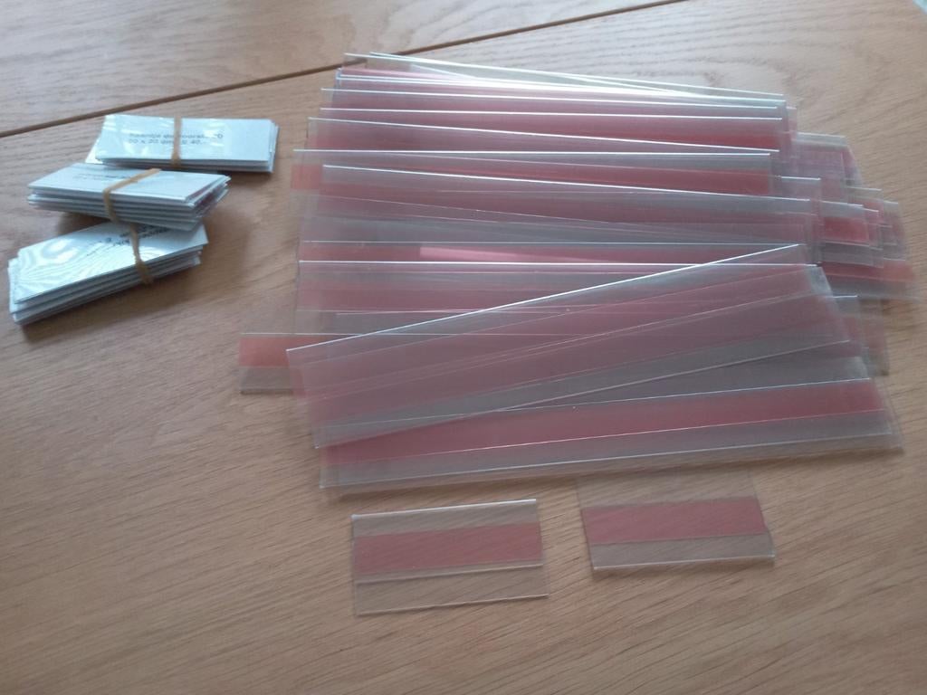 Naambordjes op maat te knippen  + hangsysteem tot 15kg, Ophalen of Verzenden, Zo goed als nieuw