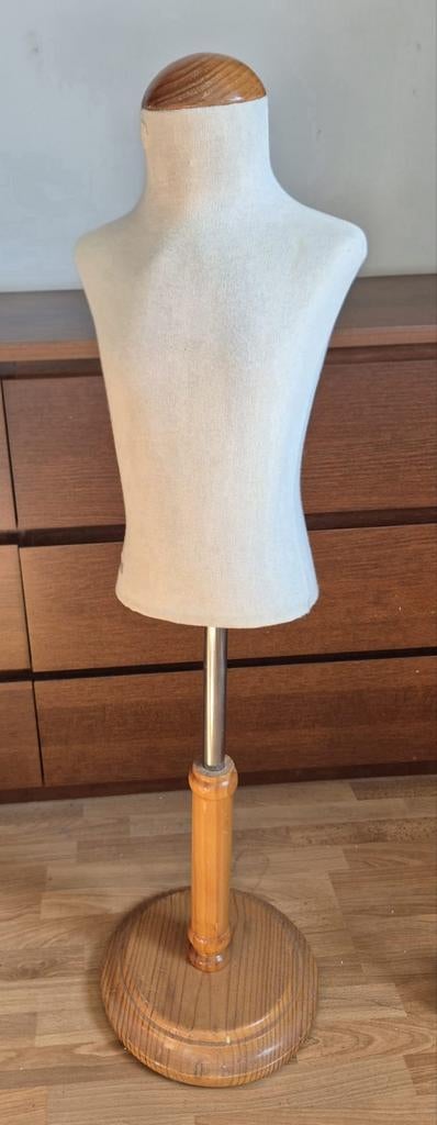 Klassieke Kinder Paspop / Buste - Merk Vlemmix - Houten Voet, Ophalen, Gebruikt, Paspop