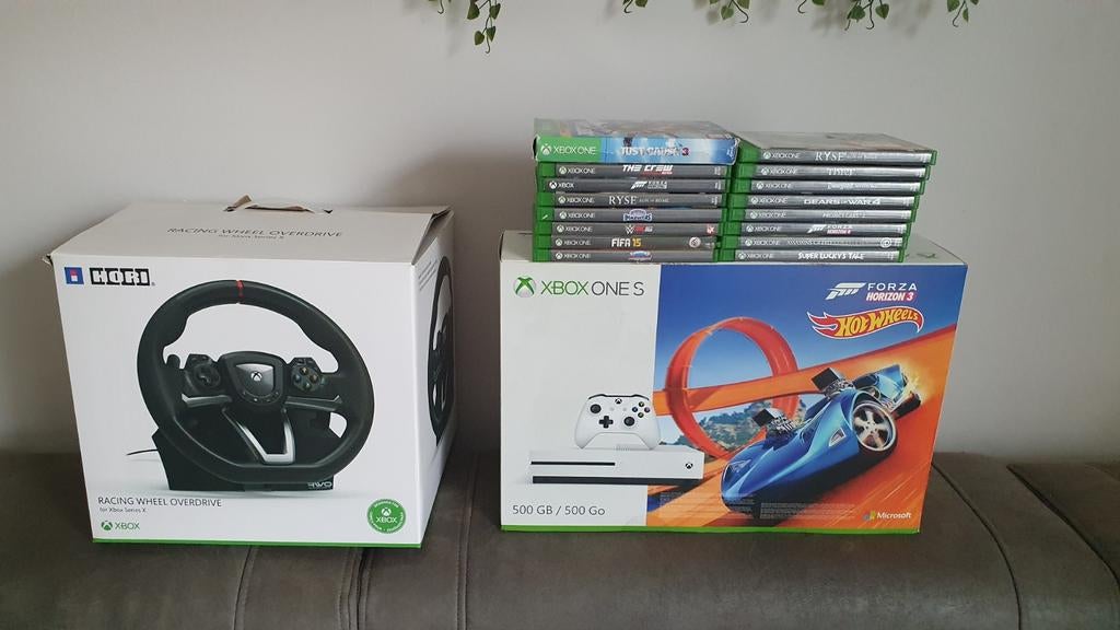 Xbox One S 500GB met racestuur en 15 games, Ophalen, Overige genres, Zo goed als nieuw, Eén computer