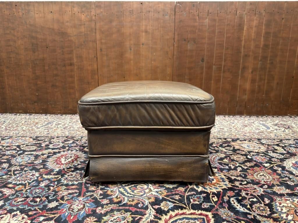 Engelse Chesterfield Hocker Poef, Ophalen