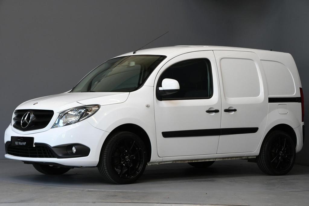 Mercedes Citan bestel 112 BlueEFFICIENCY AIRCO | ELEKT RAMEN, Auto's, Automaat, Stof, Gebruikt, Zwart