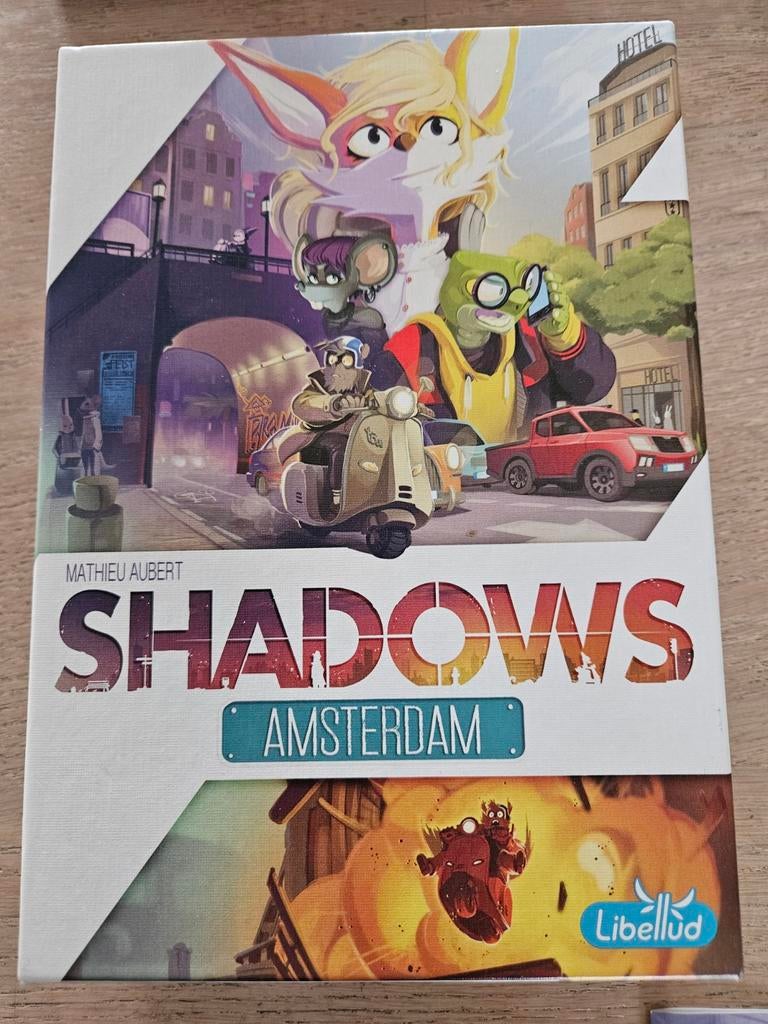 Spel Shadows Amsterdam ZGAN, Ophalen of Verzenden, Zo goed als nieuw, Kwartet(ten)