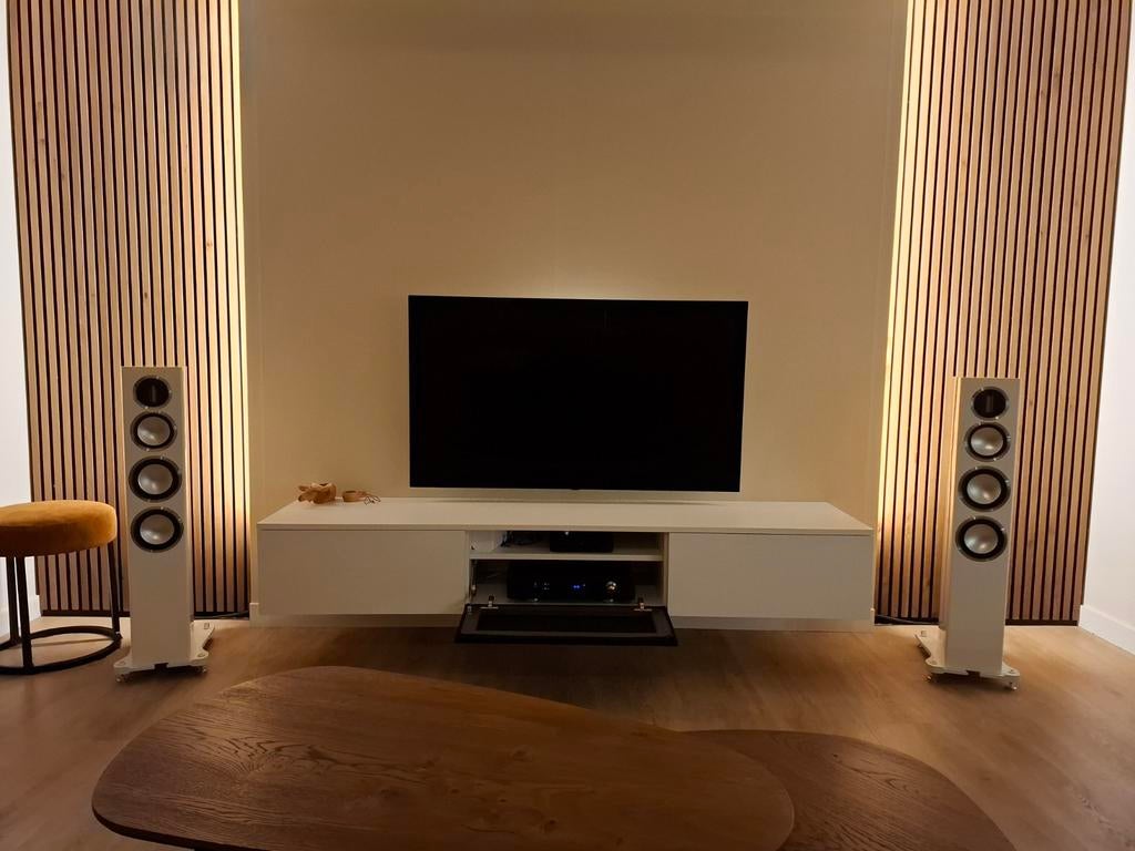 Monitor Audio Gold 200 | Piano White | HIFI | Vloerstaanders, Huis en Inrichting, Kasten | Televisiemeubels, Zo goed als nieuw