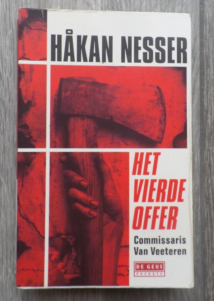 Hakan Nesser Het vierde offer, Boeken, Ophalen of Verzenden, Zo goed als nieuw, Hakan Nesser