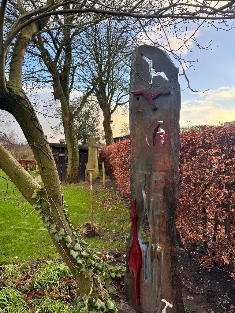 tuin ornament inclusief vogelkastje voor een mees, Tuin en Terras, Tuinbeelden, Zo goed als nieuw, Overige typen, Hout, Ophalen