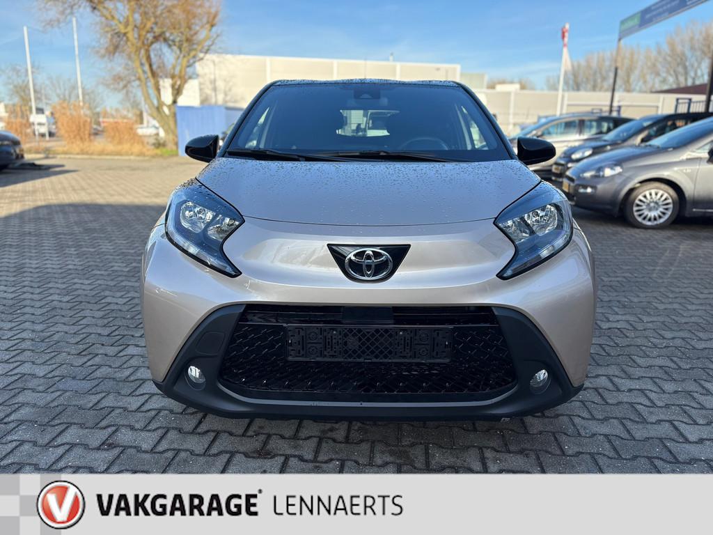 Toyota Aygo X 1.0 VVT-i S-CVT Pulse Automaat (BOVAG/RIJKLAAR, 12 maanden, Stof, Gebruikt, Zwart