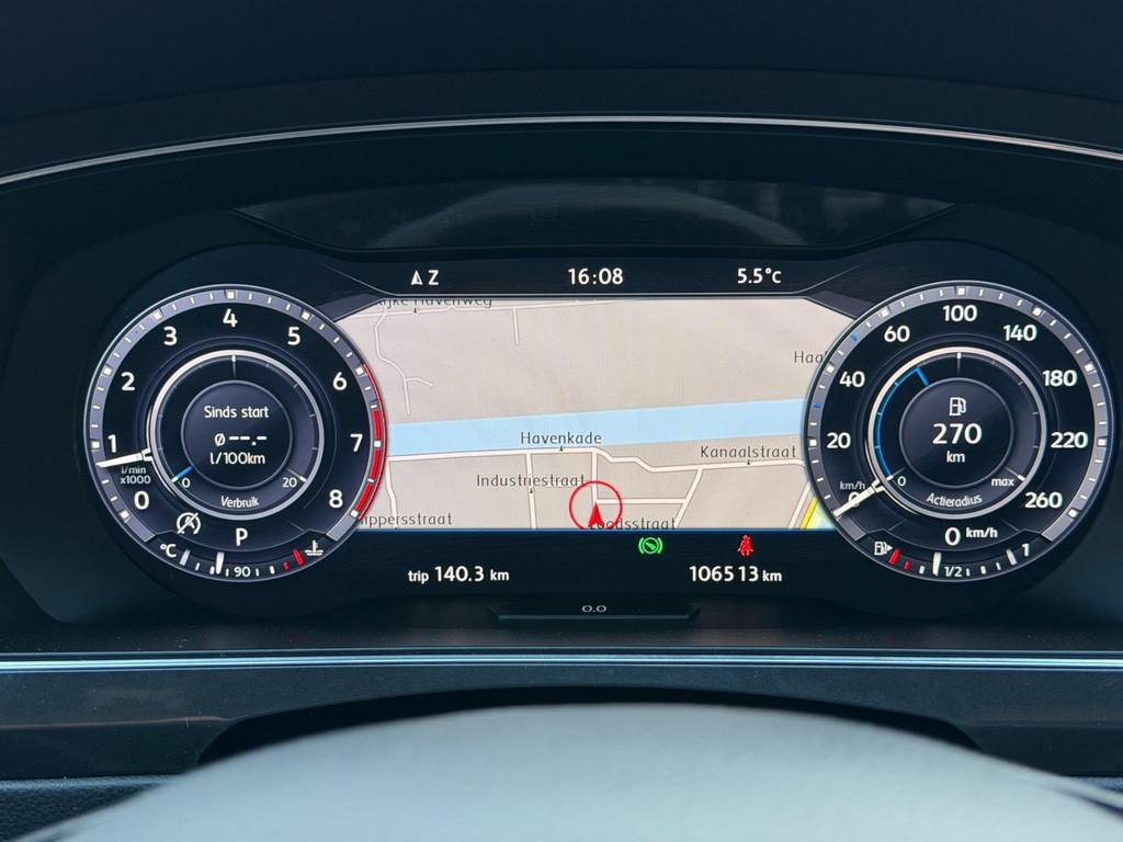 Volkswagen TIGUAN 1.4 TSI DSG LED ACC Pano Camera Carplay, 4 cilinders, 150 pk, Wit, SUV of Terreinwagen