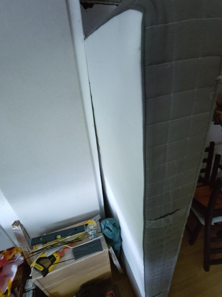 Bed (matras + latten + houten bedbodem), Huis en Inrichting, 90 cm, Eenpersoons, Wit, Ophalen of Verzenden