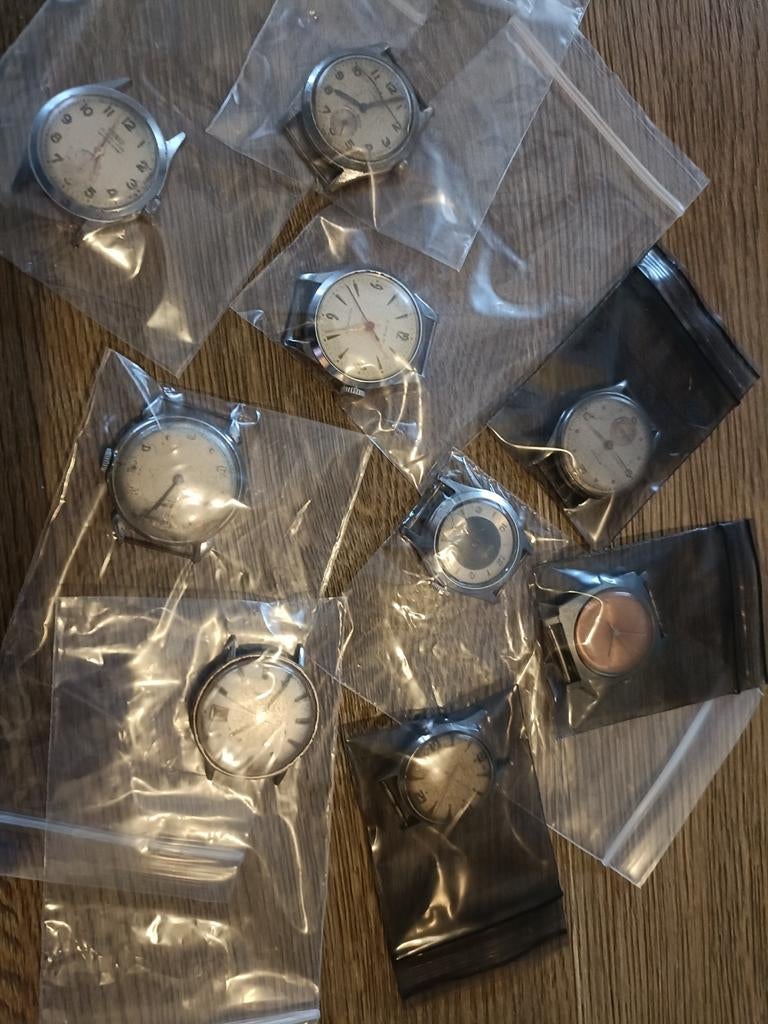 Lot Partij Horloges Handopwinders Beetje Militaire Look Zie, Ophalen of Verzenden, Gebruikt