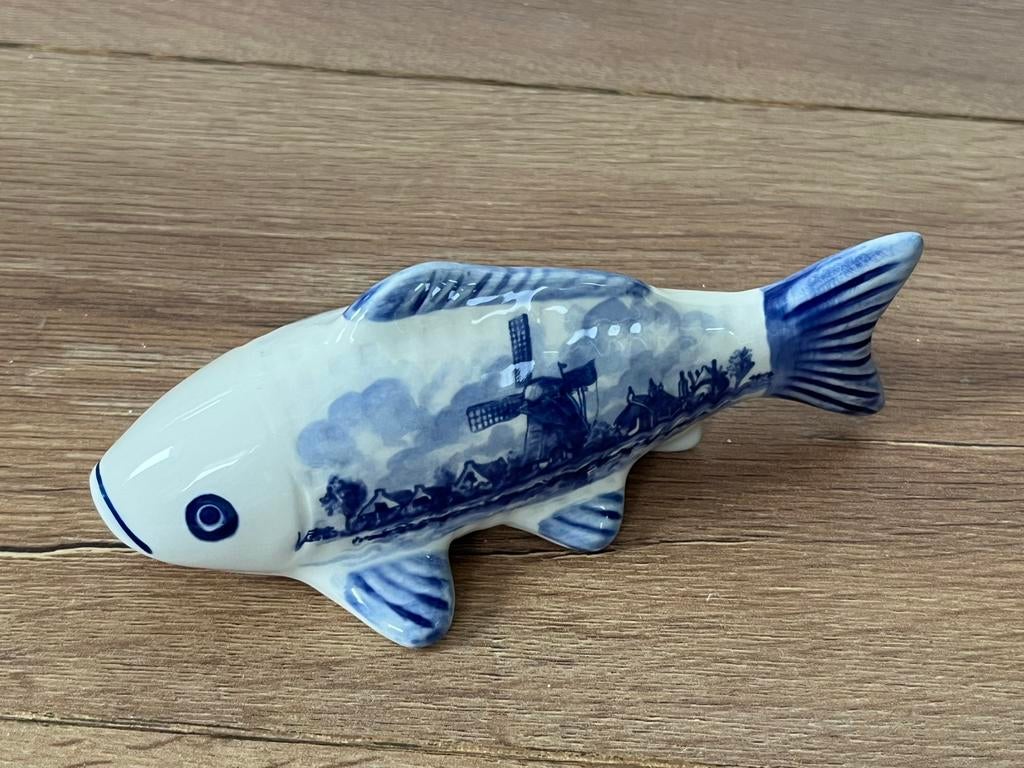 Vis beeldje Delfts blauw, Ophalen of Verzenden, Zo goed als nieuw, Dier