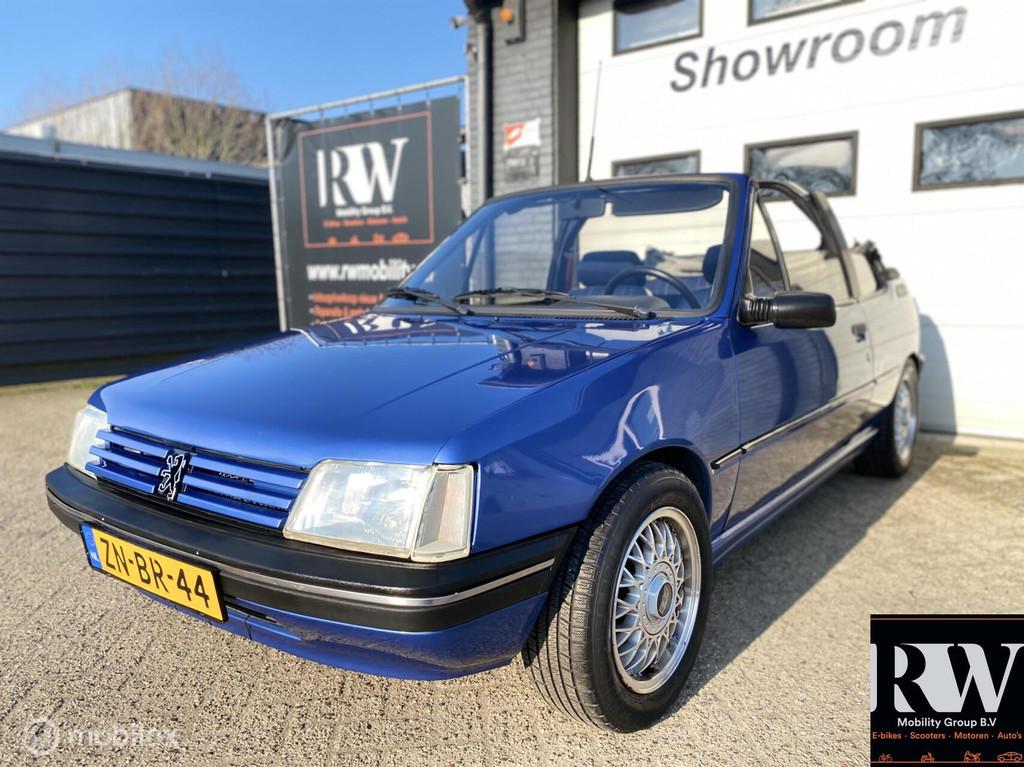 Peugeot 205 1.1i CJ *CABRIO* NIEUWE APK*, Auto's, Peugeot, Voorwielaandrijving, Gebruikt, 4 cilinders, Cabriolet