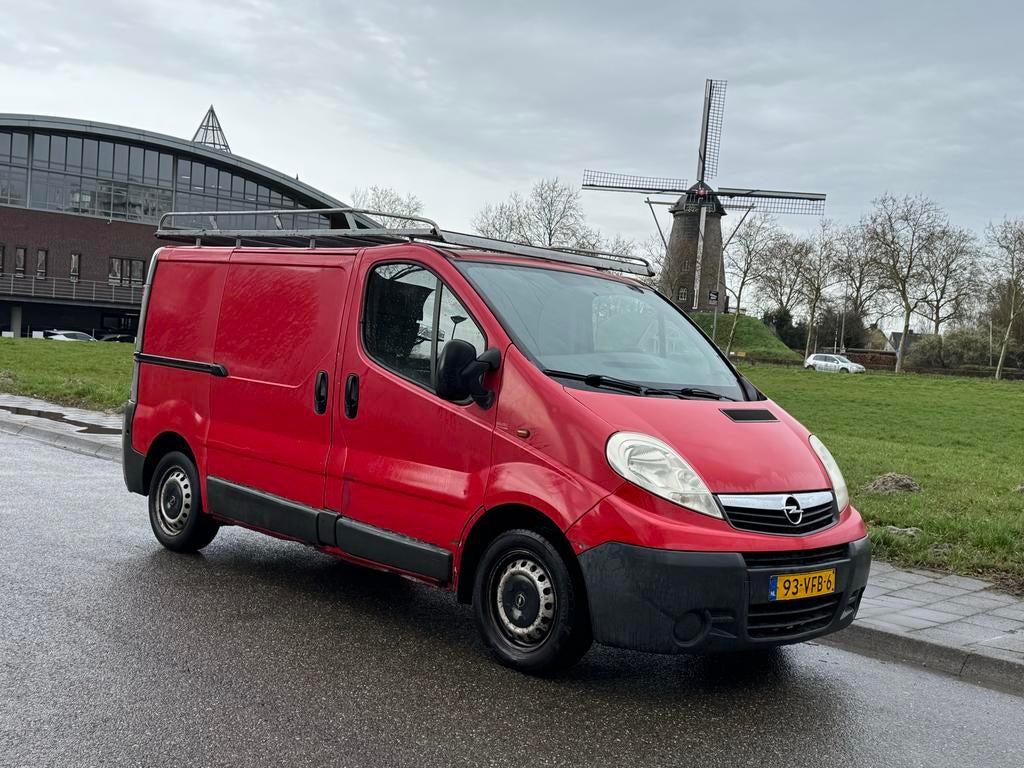 Opel Vivaro 2.0Cdti 66KW 91PK 6-bak L1h1 2007 MARGE Trekhaak, Auto's, Bestelauto's, Voorwielaandrijving, 1995 cc, 4 cilinders