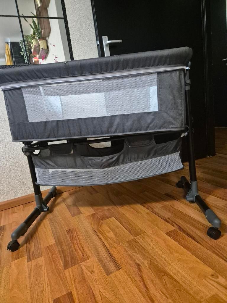 Eco Baby Wieg Aan Bed - Donkergrijs, Zo goed als nieuw, Kinderen en Baby's, Babywiegjes en Ledikanten, Ophalen of Verzenden
