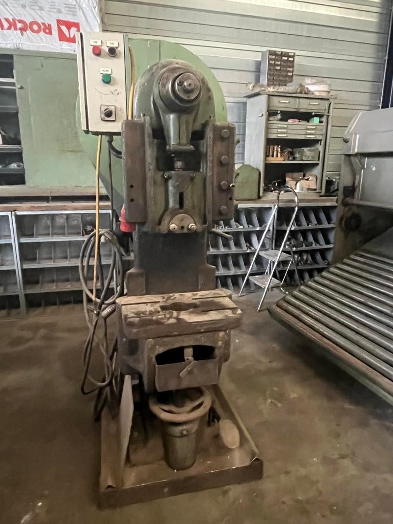 Excenterpers 25 Ton, Doe-het-zelf en Verbouw, Gereedschap | Overige machines, Ophalen, Gebruikt