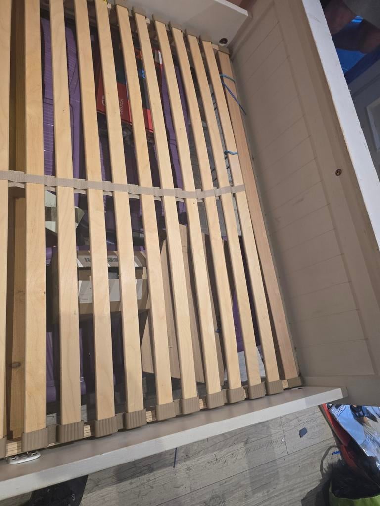Bed 120x200 met goed  matras, Huis en Inrichting, Slaapkamer | Bedden, Ophalen, Landelijk / visdalen, Gebruikt, Wit