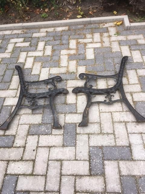 Gietijzeren tuinbank poten met rugleuning, Ophalen, Gebruikt, Metaal
