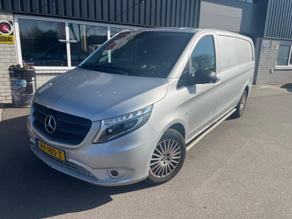 Mercedes-benz VITO 111 CDI EXTRA LANG Trekhaak Airco Cruise, 4 cilinders, Electronic Stability Program (ESP), Bedrijf, 1802 kg