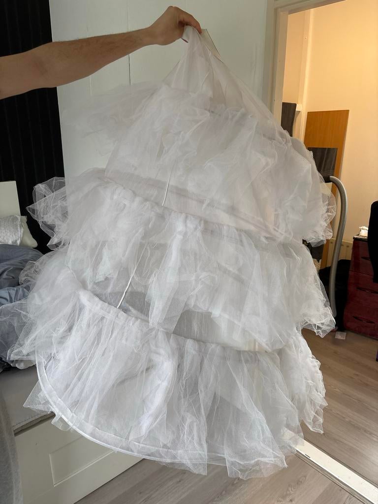 Witte hoepelrok voor bruidsjurk of galajurk, Kleding | Dames, Maat 38/40 (M), Overige typen, Wit, Ophalen of Verzenden