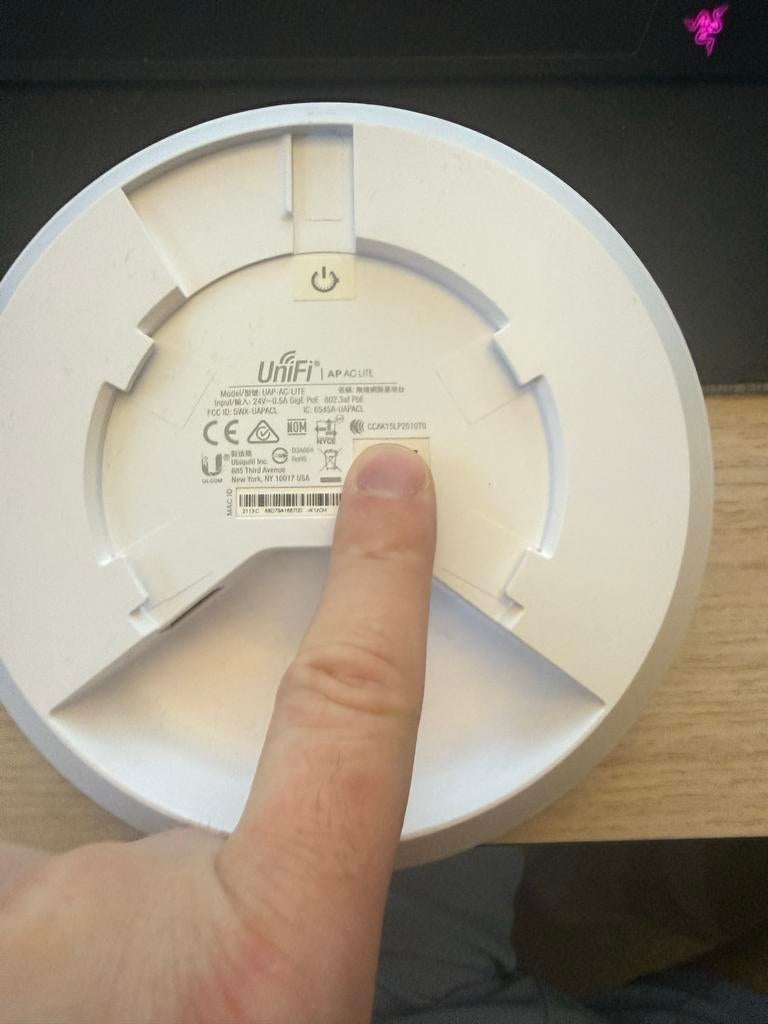 Unifi accespoint AP AC lite, Computers en Software, Accesspoints, Ophalen of Verzenden